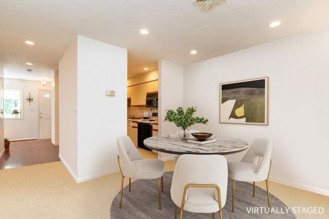 1307 Lagrange 1307, Boston, MA 02467