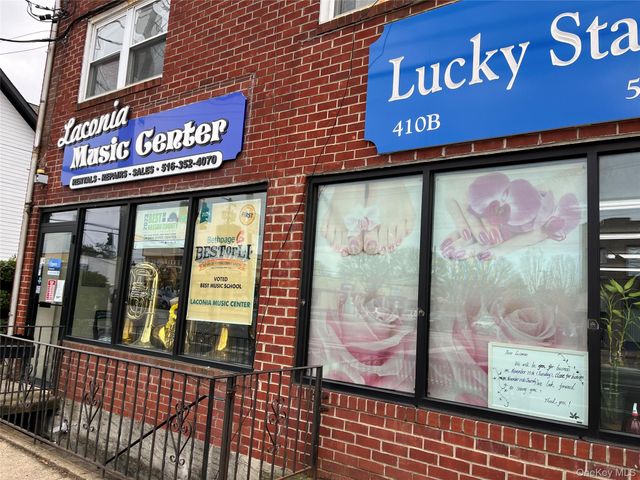 410 Jericho Turnpike 3A, New Hyde Park, NY 11040