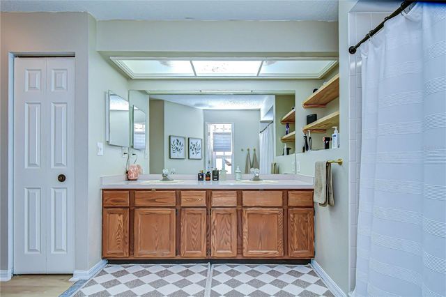 5708 ERHARDT DRIVE, Riverview, FL 33578