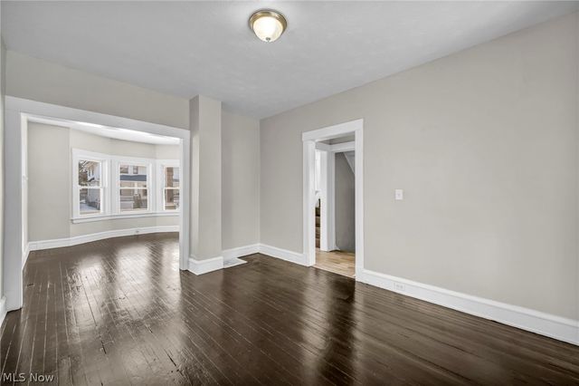 2218 W 100th Street, Cleveland, OH 44102