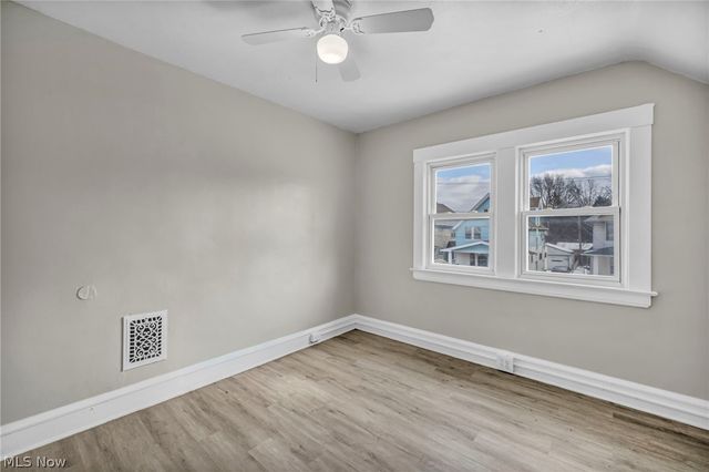 2218 W 100th Street, Cleveland, OH 44102