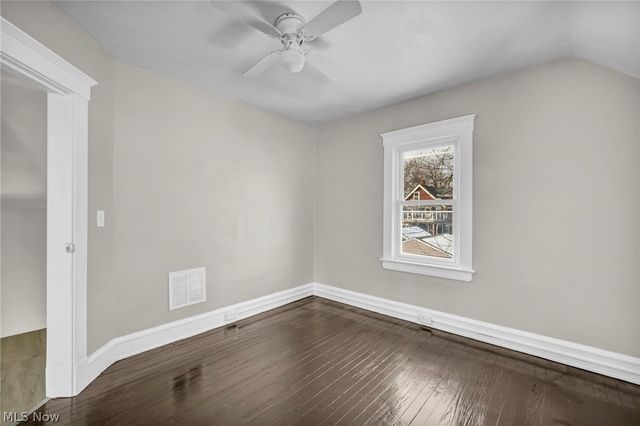 2218 W 100th Street, Cleveland, OH 44102