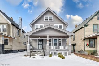 2218 W 100th Street, Cleveland, OH 44102