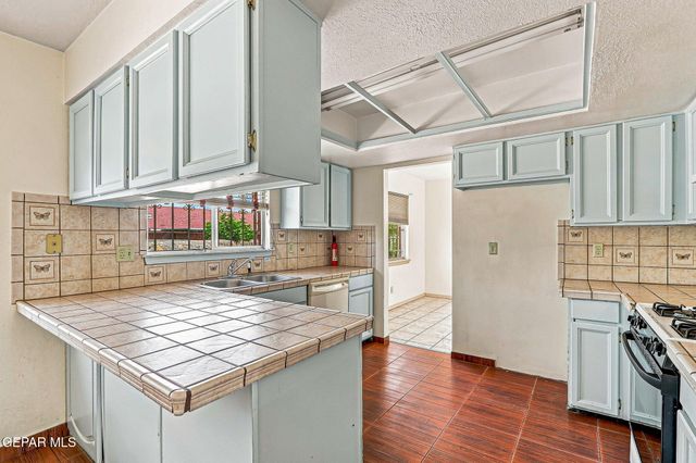 11339 QUINTANA Drive, El Paso, TX 79936