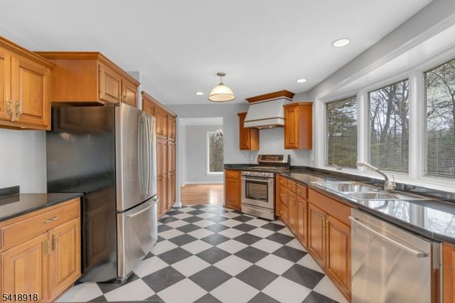 134 Spencer Rd, Bernards Twp., NJ 07920