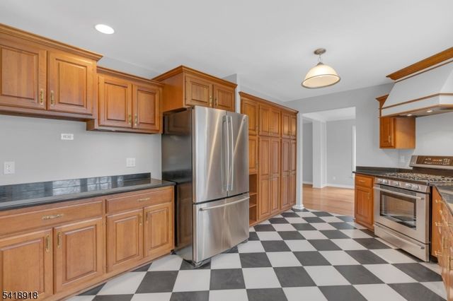 134 Spencer Rd, Bernards Twp., NJ 07920