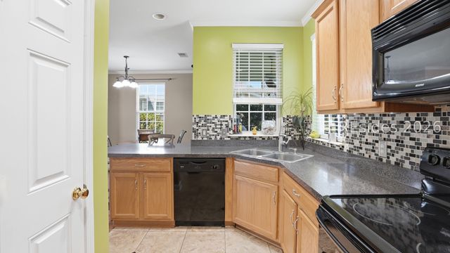 4 Bluehaw Ct, Bluffton, SC 29910