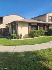 716 SE 12th CT 31, Cape Coral, FL 33990