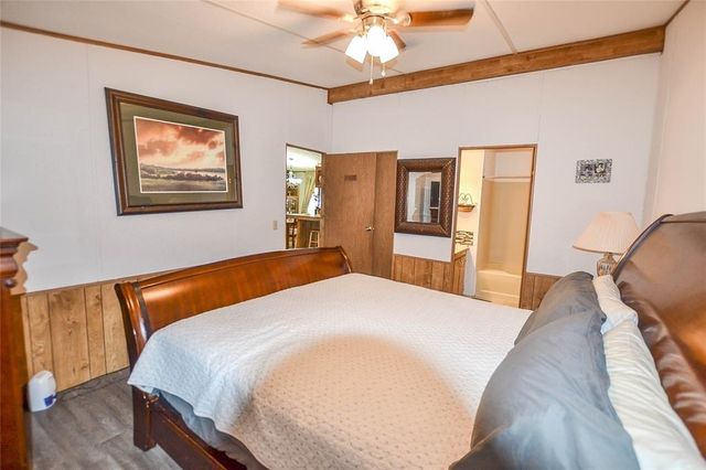253 Windwood Drive, Livingston, TX 77351