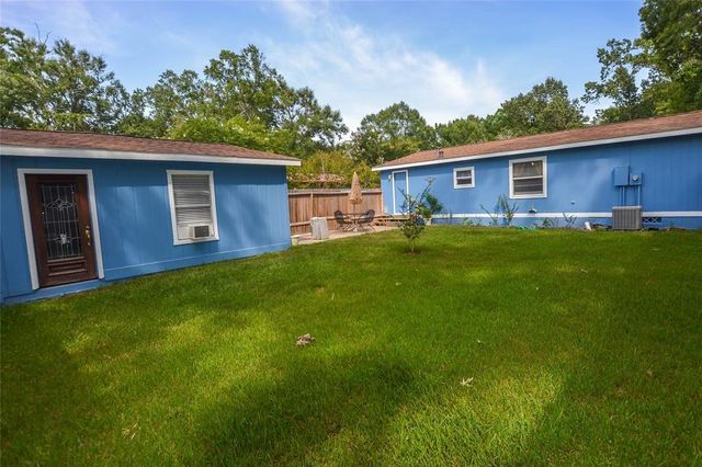 253 Windwood Drive, Livingston, TX 77351