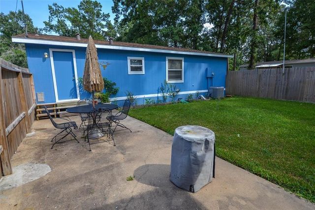 253 Windwood Drive, Livingston, TX 77351