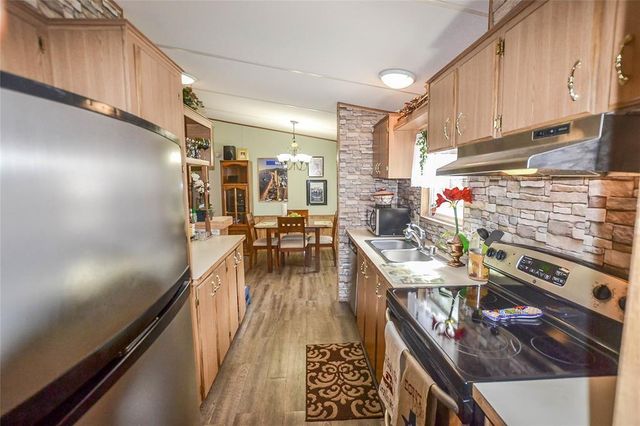 253 Windwood Drive, Livingston, TX 77351