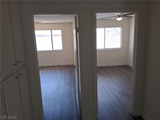 1722 East University Avenue 5, Las Vegas, NV 89119