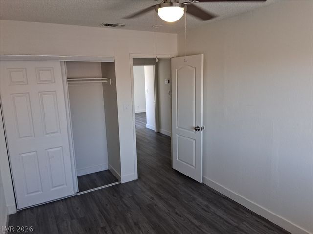 1722 East University Avenue 5, Las Vegas, NV 89119