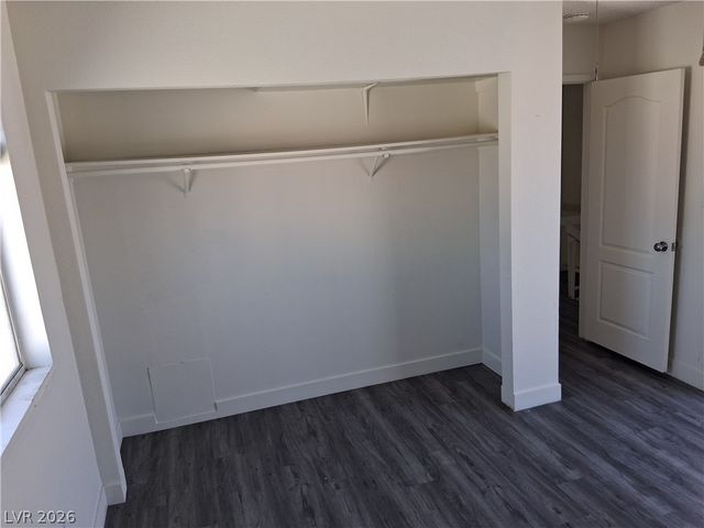 1722 East University Avenue 5, Las Vegas, NV 89119