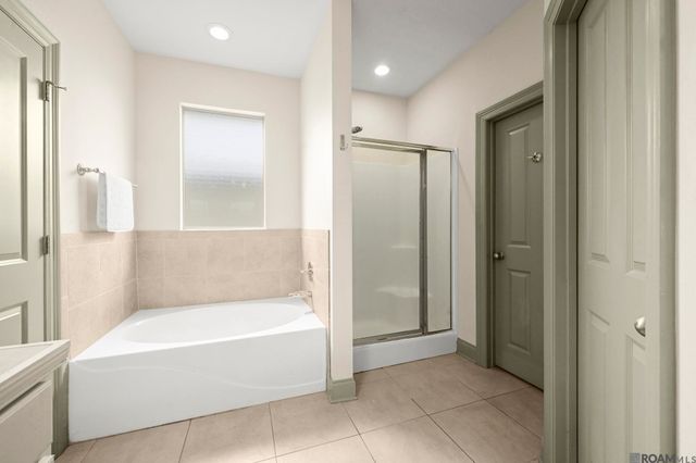 2715 Boudreaux Ave, Zachary, LA 70791