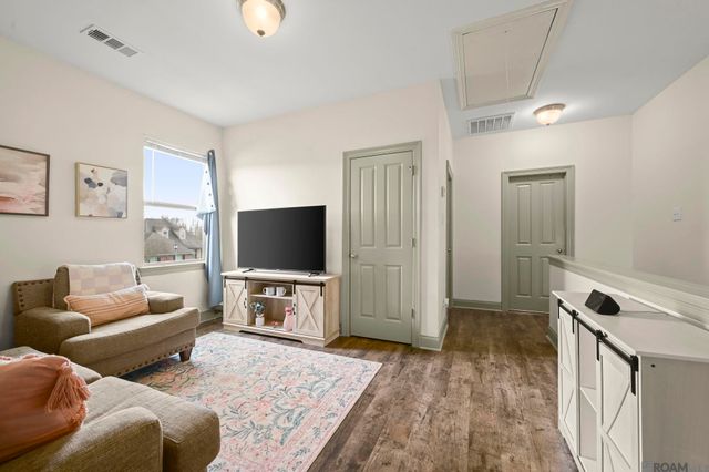 2715 Boudreaux Ave, Zachary, LA 70791