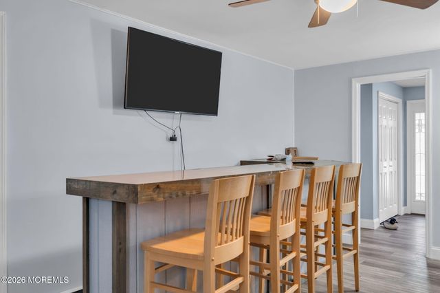 50 Serpentine Drive E, Bayville, NJ 08721