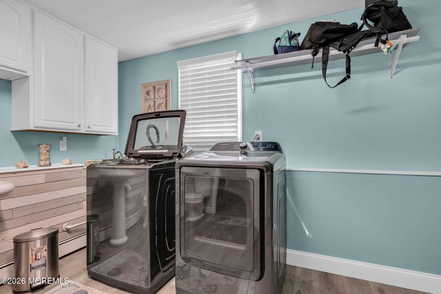 50 Serpentine Drive E, Bayville, NJ 08721