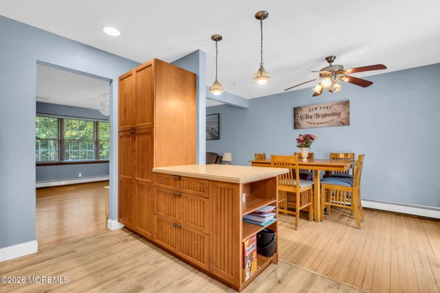 50 Serpentine Drive E, Bayville, NJ 08721
