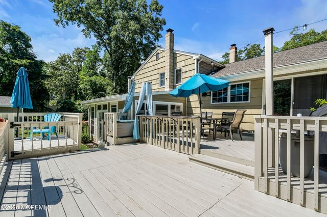 50 Serpentine Drive E, Bayville, NJ 08721