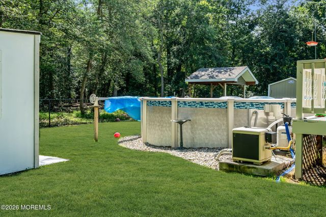 50 Serpentine Drive E, Bayville, NJ 08721