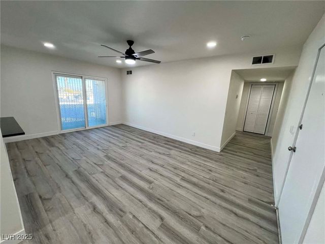 1405 Vegas Valley Drive 312, Las Vegas, NV 89169