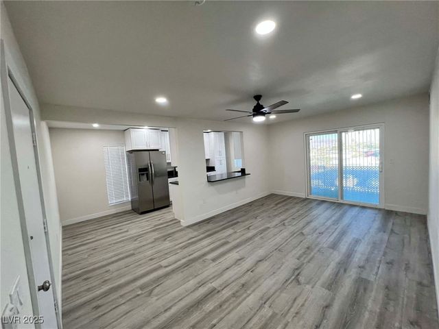 1405 Vegas Valley Drive 312, Las Vegas, NV 89169