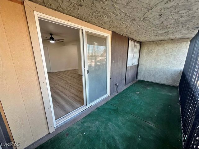 1405 Vegas Valley Drive 312, Las Vegas, NV 89169