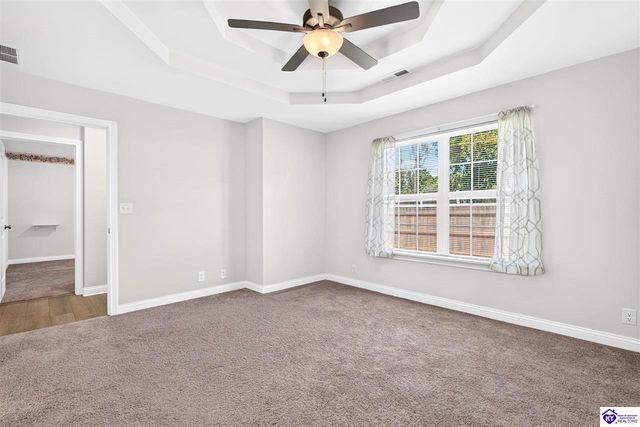 6713 Eagle Wood Drive, Louisville, KY 40272