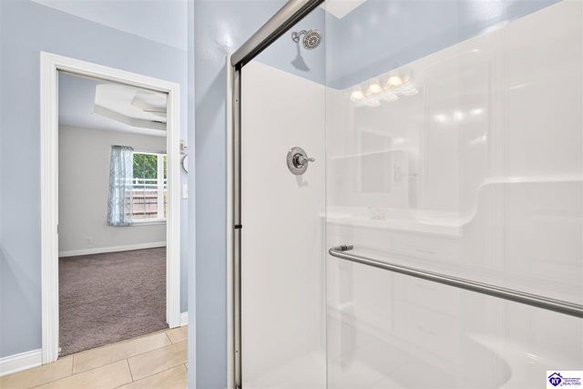 6713 Eagle Wood Drive, Louisville, KY 40272