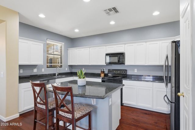 623 S BUENA VISTA Avenue, Gilbert, AZ 85296