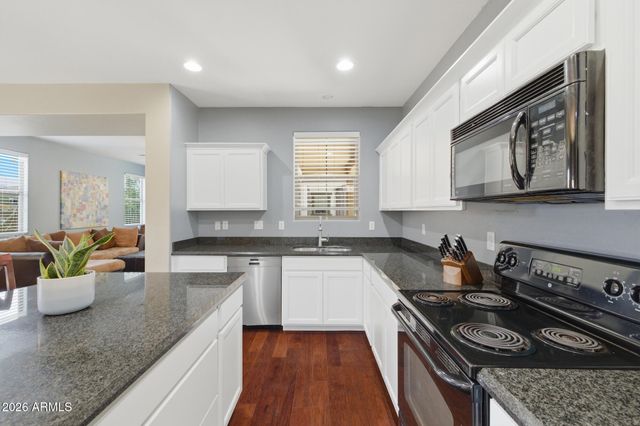 623 S BUENA VISTA Avenue, Gilbert, AZ 85296