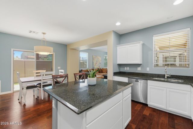 623 S BUENA VISTA Avenue, Gilbert, AZ 85296