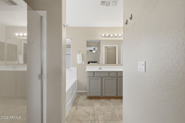 623 S BUENA VISTA Avenue, Gilbert, AZ 85296