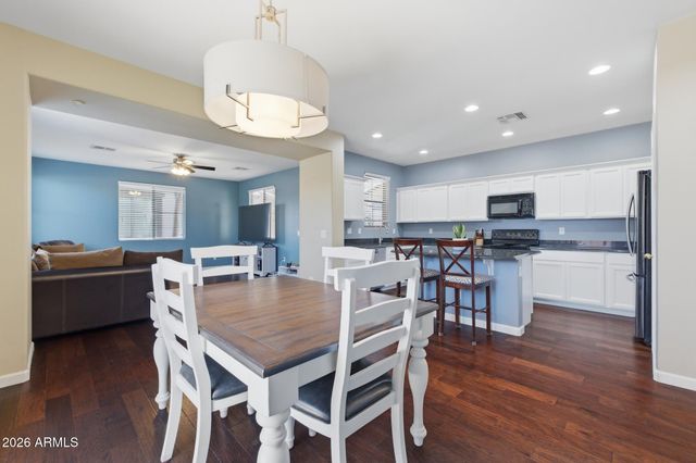 623 S BUENA VISTA Avenue, Gilbert, AZ 85296