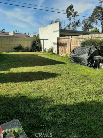 2413 S Victoria Avenue, Los Angeles, CA 90016