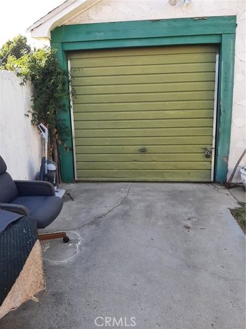 2413 S Victoria Avenue, Los Angeles, CA 90016