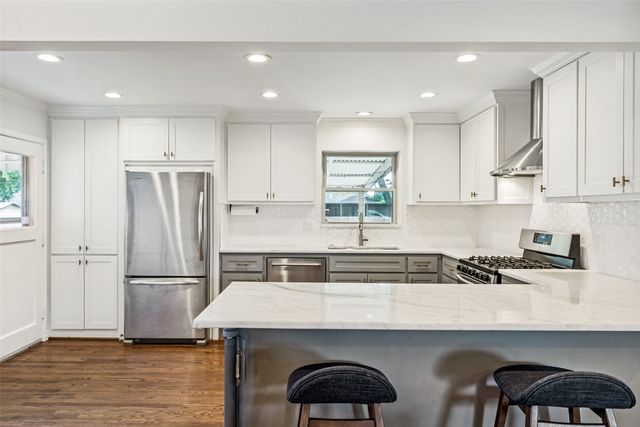 214 Leda Drive, Dallas, TX 75218