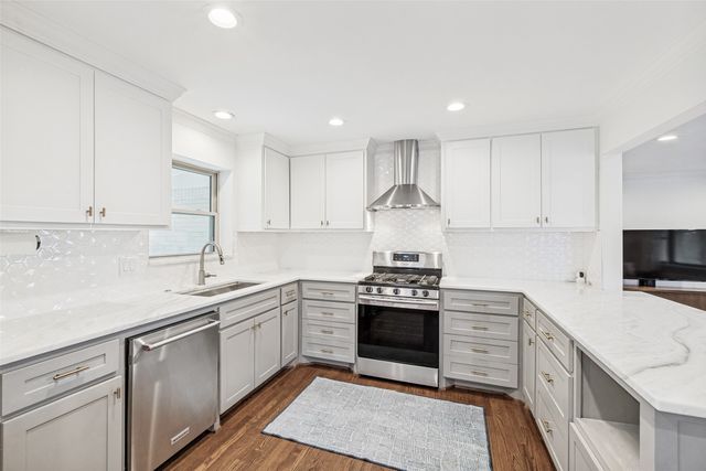 214 Leda Drive, Dallas, TX 75218