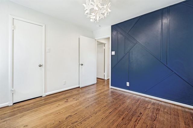 214 Leda Drive, Dallas, TX 75218