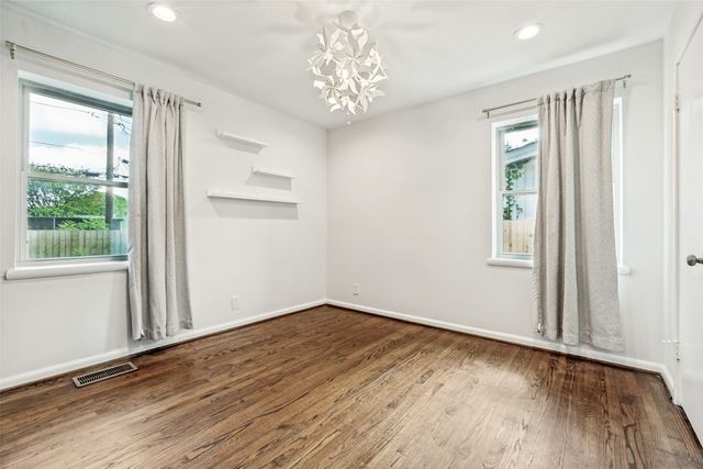 214 Leda Drive, Dallas, TX 75218