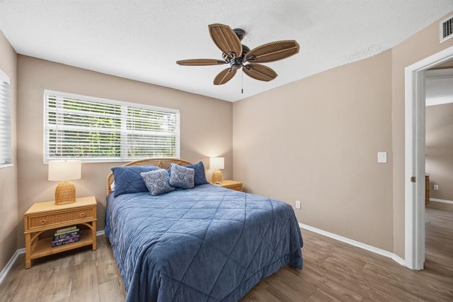 2929 SE Ocean Boulevard 103-5, Stuart, FL 34996