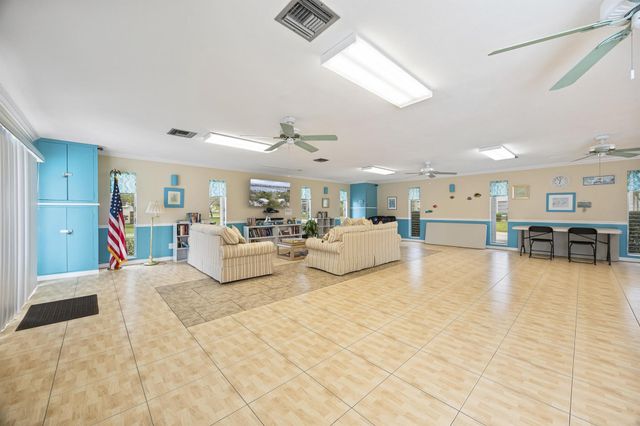 2929 SE Ocean Boulevard 103-5, Stuart, FL 34996