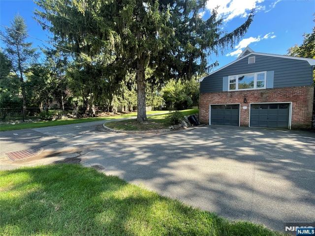 481 Piermont Road, Closter, NJ 07624