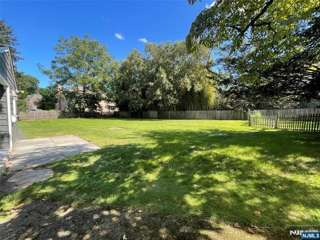481 Piermont Road, Closter, NJ 07624