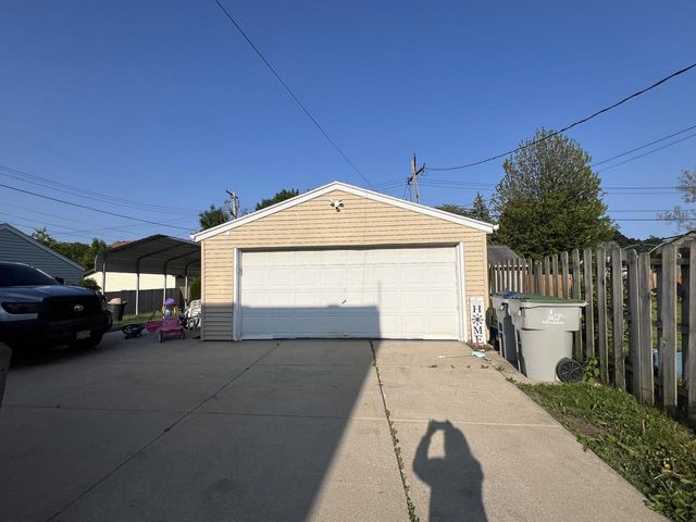 3416 S 58th STREET, Milwaukee, WI 53219
