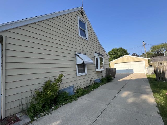 3416 S 58th STREET, Milwaukee, WI 53219