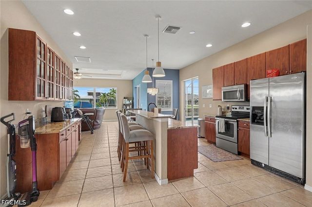 2909 SW 38th ST, Cape Coral, FL 33914