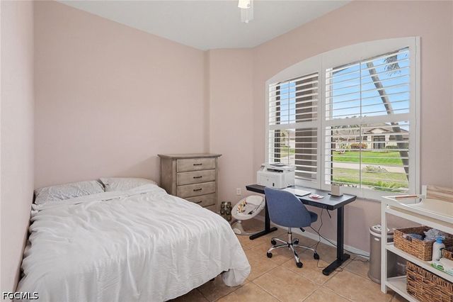 2909 SW 38th ST, Cape Coral, FL 33914